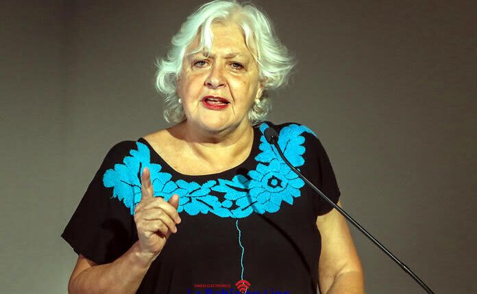 Mónica González